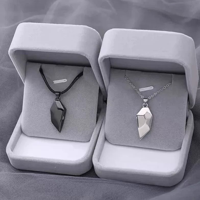 Kit Colar Lover Magnético Casal + (Brinde Surpresa) - Dia dos Namorados
